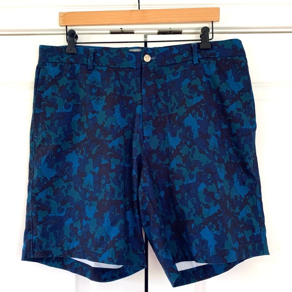 Peter Millar Golf Shorts Blue Camo Print Crown Sport Lightweight Performance 35 - Picture 7 of 7